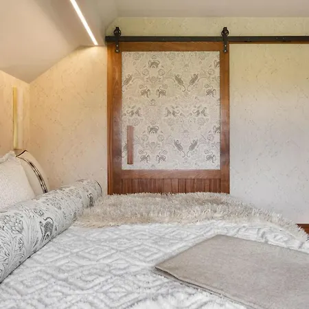 Wyke View - Ridgestone Holiday home *